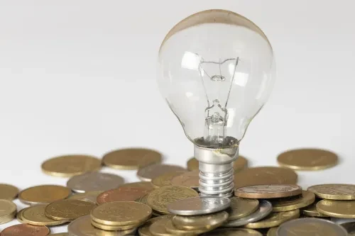 Crise energética: o que está a acontecer e como pode afetar o seu orçamento familiar